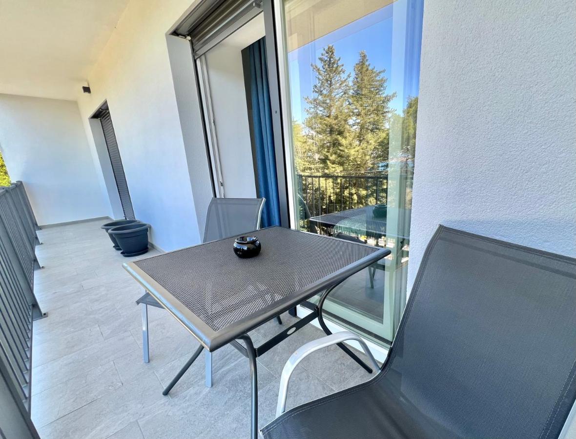 Fantasia Del Mare Apartment And Rooms Dramalj Exterior photo